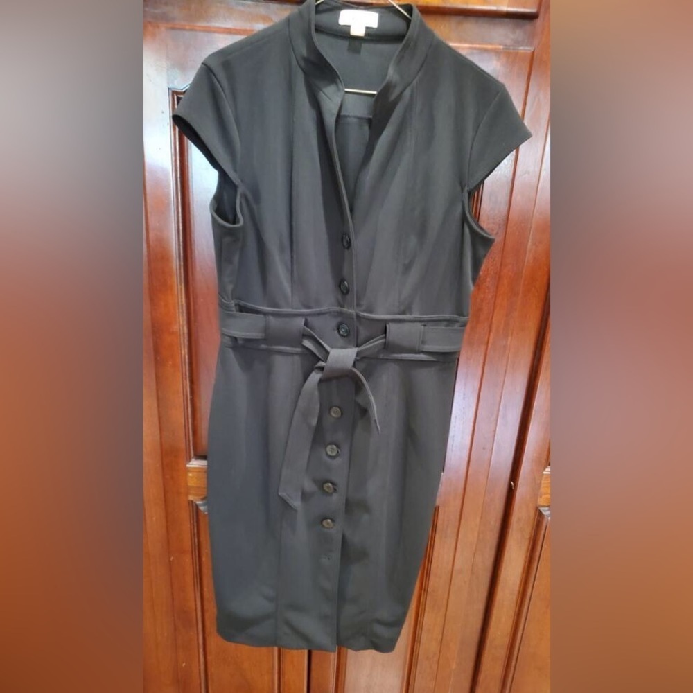 NWOT Calvin KLEIN Black belted short sleeve button front dress Sz.10